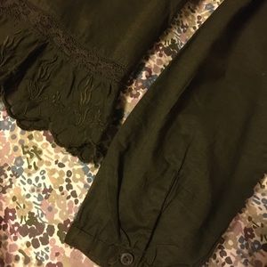 Gorgeous Ralph Lauren blouse